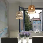 Apartament Center Near-beach-free-garage-parking *