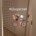 Apartament Center Near-beach-free-garage-parking *