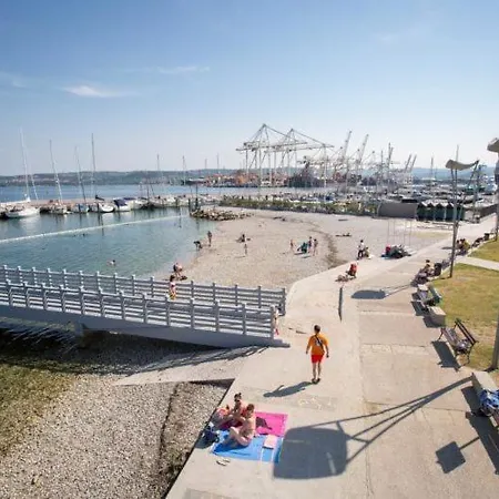 Center Near-beach-free-garage-parking * Koper