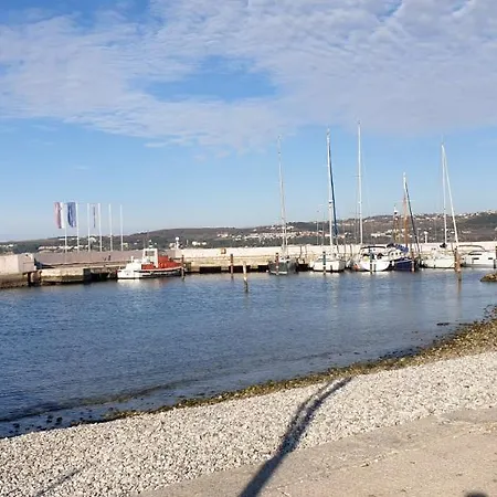 Apartman Center Near-beach-free-garage-parking Koper