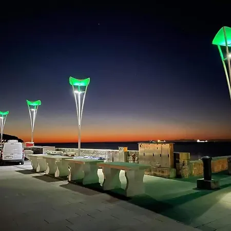 Center Near-beach-free-garage-parking Апартаменты Копер