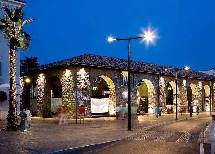 Center Near-beach-free-garage-parking 科佩尔